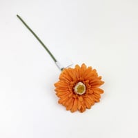 ورد جربيرا صناعي