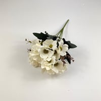 باقة ورد أنيمون صناعي قطيفة فاخرة