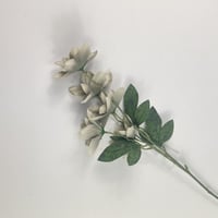 وردة فلّ صناعية قطيفة بألوان متعددة