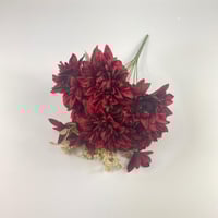 باقة ورد كريز قطيفة فاخرة