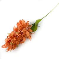 اغصان تنسيق صناعية