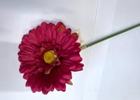 ورد جربيرا صناعي