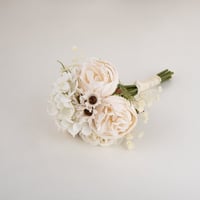 باقة ورد بيوتي مع هدرنجا