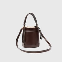 شنطة يد نسائية جلد