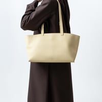 شنطة كتف نسائية جلد