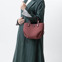 شنطة كتف نسائية جلد