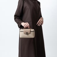 شنطة يد نسائية جلد