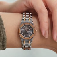 ساعة نسائية هوقو ووتش 258109 روز جولد