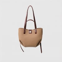 شنطة كتف نسائية جلد