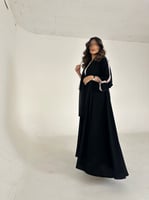 عبايه كريب ملكي اكمام فتحة