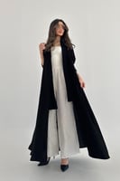 عباية سوداء جاكار مع لمعة قصة نص كلوش