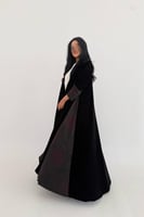 عباية مخمل مع حرير مغسول