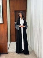 عباية كريب مع أكمام لنن نص كلوش