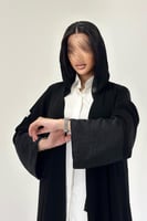 عباية كريب أكمام جاكار حرير