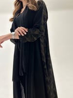 كريب ملكي اسود فاحم مع كريب ملون