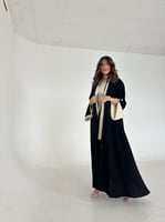 عباية كريب ملكي اكمام فتحة