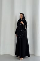 عباية كريب ملكي فخم مع تطريز