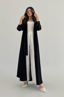 عباية سوداء كريب اكمام زري بفتحة