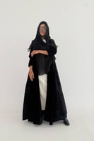 عباية مخمل مع جوانب شيفون مخمل