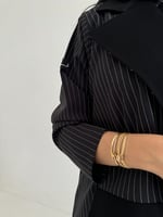 عبايات مقلمة كريب قصة ربع كلوش