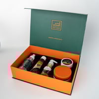 مجموعه العنايه المتكامله بالبشرة من اللبان العماني...