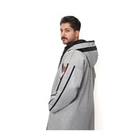 فروة لون رصاصي جذاب | تصميم فاخر وفخم"