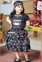 تنورة مع تيشرت (اسود)