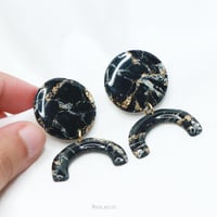 black marble2