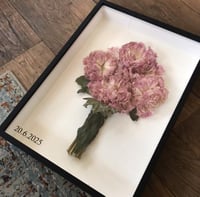 تنسيق الورد في برواز