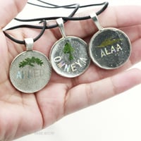 تعليقه سياره\ قلاده صورة حسب الطلب