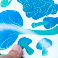 رسمه مطبوعه\ بوستر الفطر الازرق