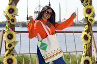 كيس قماشي فاخر بزخرفة تراثية