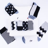 بوكس كلاسيك أسود وأبيض