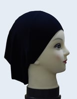 أسود