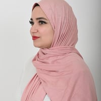حجاب قطني نسائي منمّش: الأناقة والراحة في تصميم وا...