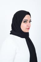 أسود