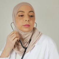 الحجاب الطبي - لاستخدام السماعة الطبية