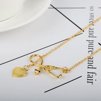 سلسال بتصميم سماعة طبية + قلب، يتوفر 4 ألوان