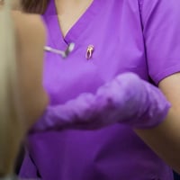 بروش طب الأسنان