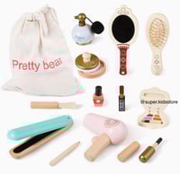 مجموعة مكياج الآنسة الصغيرة