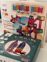 مدينة المكعبات والمسارات الكروية