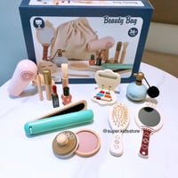 مجموعة مكياج الآنسة الصغيرة