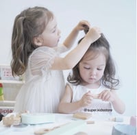 مجموعة أدوات المكياج الخشبية