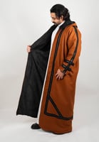 فروة زيزوم جوخ مع فرو مبطن ناعم لون جملي