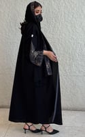 عباية حور
