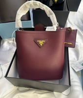 احمر 2