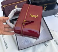 احمر 1