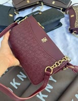 أحمر 1