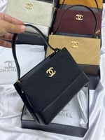 أسود