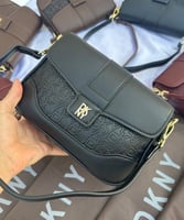 أسود 2